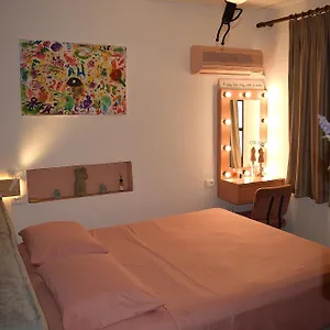 Frequency 286 Appartement Tirana